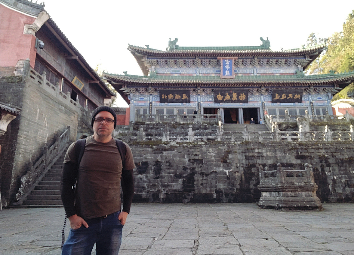 Capa: Além do combate: a experiência de Wudangshan e as artes marciais na China